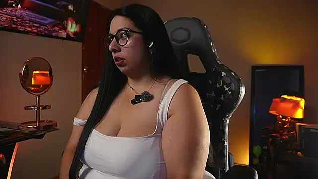 coraline latin online show from 09/23/25, 10:50