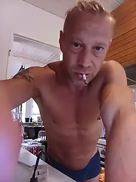 Snapshot of AthleticWomenizer2 chatting on 06/02/26, 05:40 AthleticWomenizer2 online show from 06/02/26, 05:40