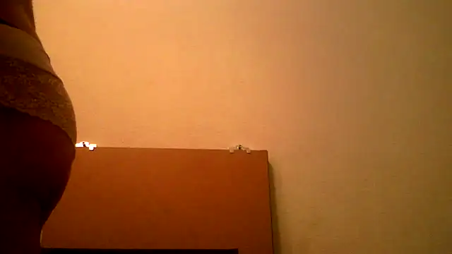 AthleticWomenizer2 online show from 09/29/25, 05:51