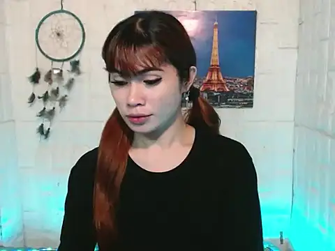 Snapshot of urasian_shirley21 chatting on 04/05/26, 04:02 urasian shirley21 online show from 04/05/26, 04:02