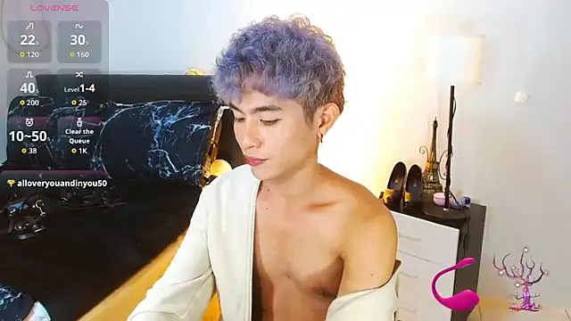 WildestTwink online show from 04/16/26, 09:39
