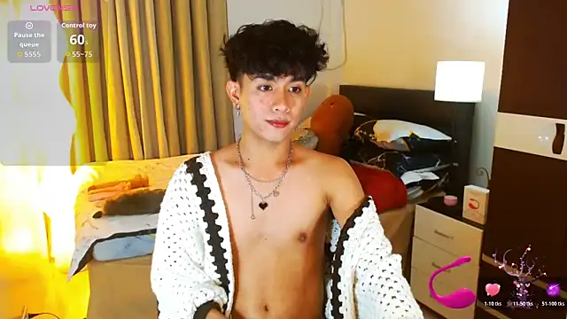 WildestTwink online show from 03/25/26, 05:45