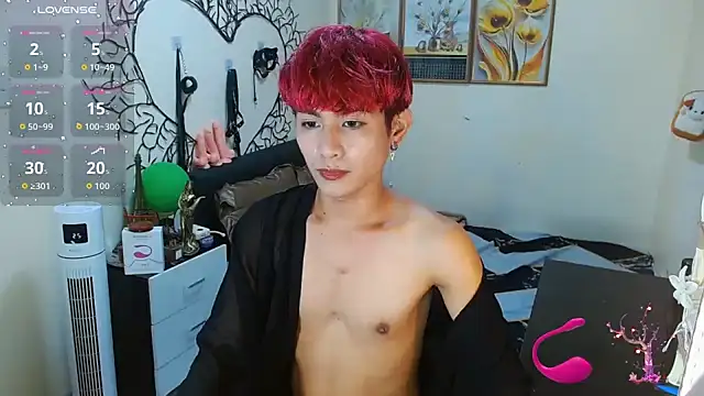 Snapshot of WildestTwink chatting on 09/26/25, 06:15 WildestTwink online show from 09/26/25, 06:15