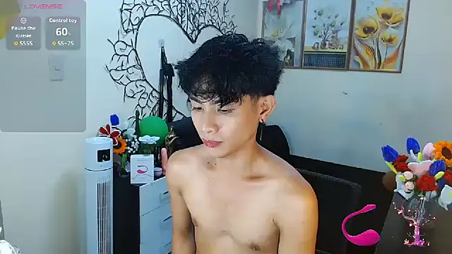 WildestTwink online show from 10/28/25, 02:16