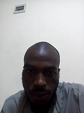 Snapshot of Kentcharming chatting on 05/05/26, 12:13 Kentcharming online show from 05/05/26, 12:13