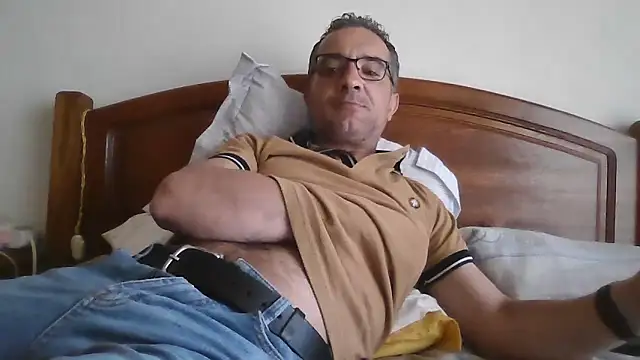 CarlosRocha73 online show from 04/09/26, 11:05