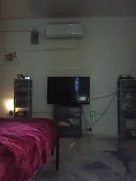 Xochillovemoney2 online show from 06/26/26, 10:04