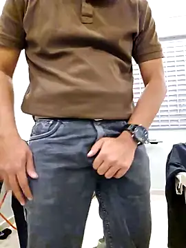 shakir12340 online show from 09/09/25, 04:38