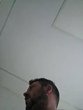 Snapshot of ktmtom247 chatting on 11/04/25, 04:16 ktmtom247 online show from 11/04/25, 04:16