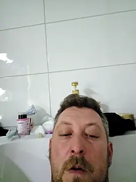 Snapshot of ktmtom247 chatting on 02/23/25, 03:40 ktmtom247 online show from 02/23/25, 03:40