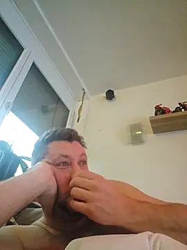 ktmtom247 online show from 12/21/25, 06:59