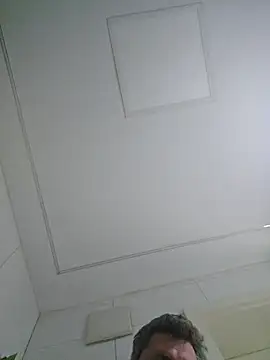 Snapshot of ktmtom247 chatting on 10/13/25, 02:57 ktmtom247 online show from 10/13/25, 02:57