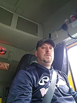 Snapshot of ktmtom247 chatting on 02/28/25, 07:15 ktmtom247 online show from 02/28/25, 07:15