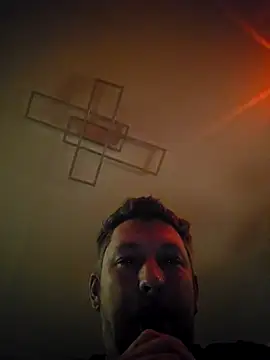 Snapshot of ktmtom247 chatting on 11/12/25, 04:05 ktmtom247 online show from 11/12/25, 04:05