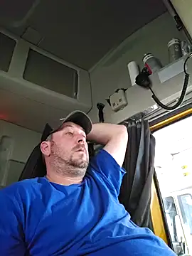 Snapshot of ktmtom247 chatting on 12/19/24, 10:02 ktmtom247 online show from 12/19/24, 10:02