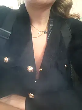 fammefatale1987 online show from 11/29/25, 02:39