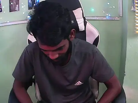 FriskyGender online show from 11/11/25, 04:51