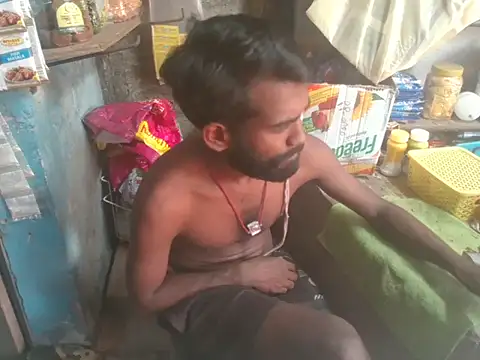 FriskyGender online show from 11/06/25, 09:13