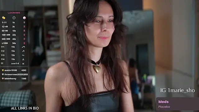 LAUREL HAZEL online show from 09/24/25, 06:14