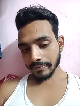 Snapshot of raavan69 chatting on 09/19/25, 02:43 raavan69 online show from 09/19/25, 02:43