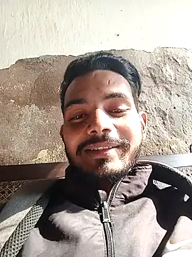 Snapshot of raavan69 chatting on 11/14/25, 08:29 raavan69 online show from 11/14/25, 08:29