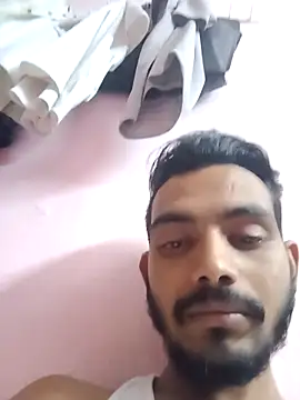 Snapshot of raavan69 chatting on 09/18/25, 02:42 raavan69 online show from 09/18/25, 02:42