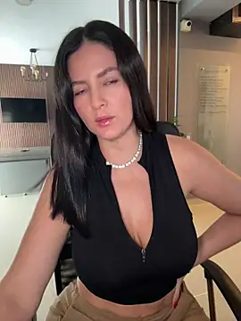 Carolina Novoa online show from 05/22/26, 05:55