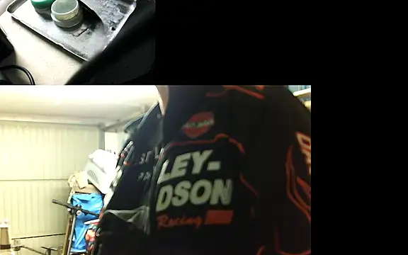 Snapshot of DasTomTom chatting on 12/02/24, 12:47 DasTomTom online show from 12/02/24, 12:47