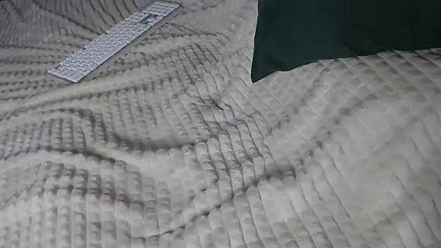 Kiradoll27 online show from 11/10/25, 09:25