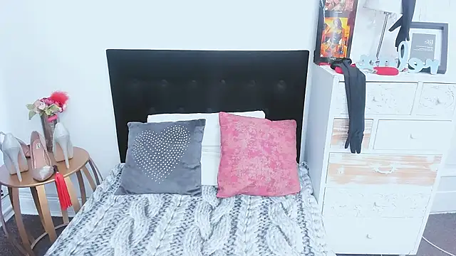 sweetMariina online show from 04/02/26, 06:53