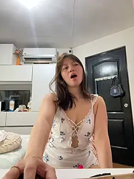 Snapshot of asianmystery203 chatting on 02/19/25, 06:22 asianmystery203 online show from 02/19/25, 06:22
