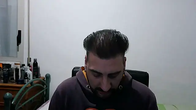Italian dark desire online show from 02/04/26, 10:49