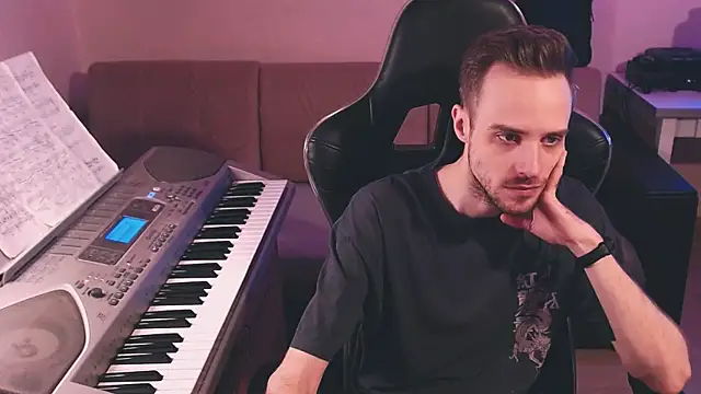 Sweetparker online show from 10/26/25, 05:13