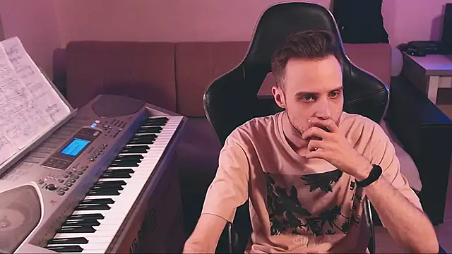 Sweetparker online show from 12/22/25, 09:15