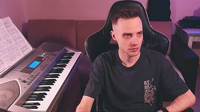 Sweetparker online show from 12/05/25, 05:00