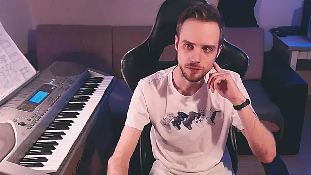 Sweetparker online show from 03/25/26, 08:41