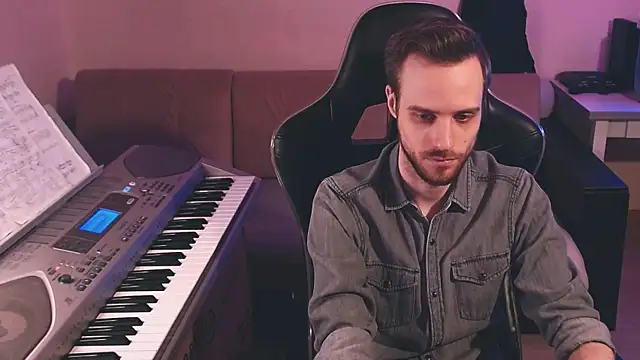 Sweetparker online show from 11/26/25, 12:38