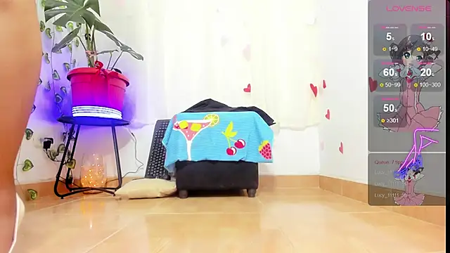 ReyleDoll online show from 02/13/26, 08:42