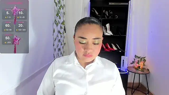 ReyleDoll online show from 03/17/26, 09:40