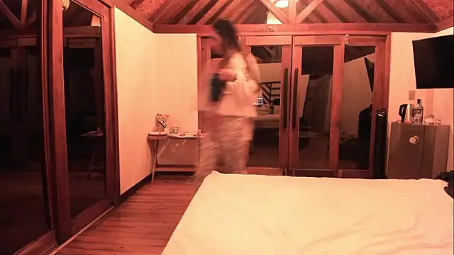 Fallengangel online show from 02/04/25, 02:39