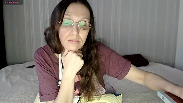 SylviaFoxy online show from 01/13/25, 09:30