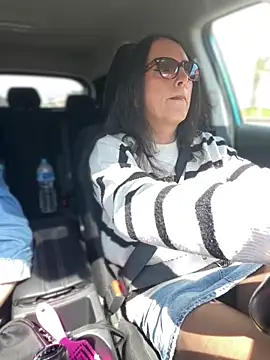 Chic desire online show from 04/02/26, 10:11