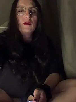 Chic desire online show from 03/30/26, 07:37