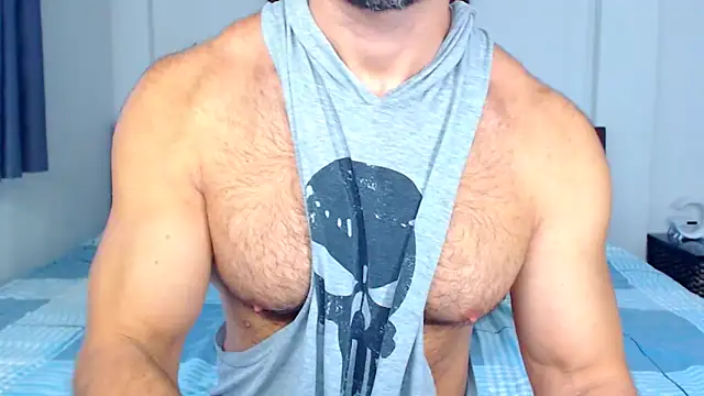 Snapshot of RONNIE_X chatting on 10/20/25, 02:24 RONNIE X online show from 10/20/25, 02:24