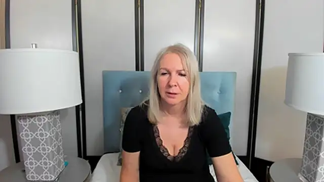 Snapshot of EricaTop chatting on 02/10/26, 09:14 EricaTop online show from 02/10/26, 09:14