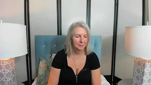 EricaTop online show from 02/19/25, 07:59