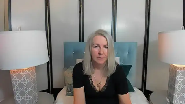 Snapshot of EricaTop chatting on 03/01/26, 06:02 EricaTop online show from 03/01/26, 06:02