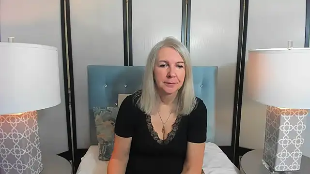 EricaTop online show from 12/14/25, 06:08