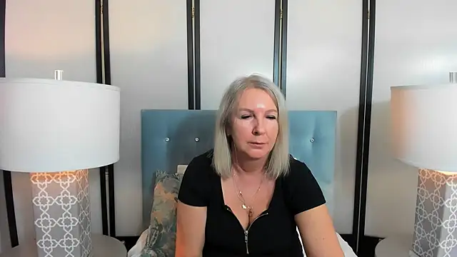 EricaTop online show from 03/03/25, 04:47