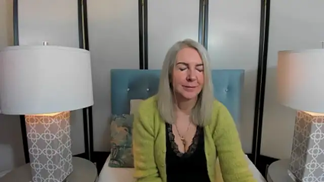 Snapshot of EricaTop chatting on 01/11/26, 06:09 EricaTop online show from 01/11/26, 06:09